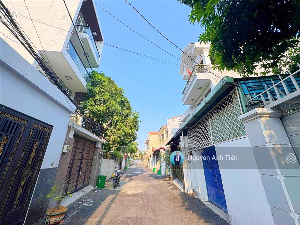 Bán đất tặng nhà! 2 mặt tiền trước sau  ngay kdc thành ủy  kế bên tttm gigamall phạm văn đồng
