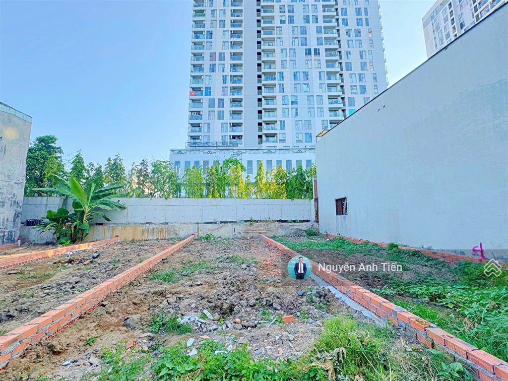 Ngay quốc lộ 13 mà 5,6 tỷ có đúng lô này! dt 4,5x16m  xây tự do cao tầng. phù hợp mọi nhu cầu