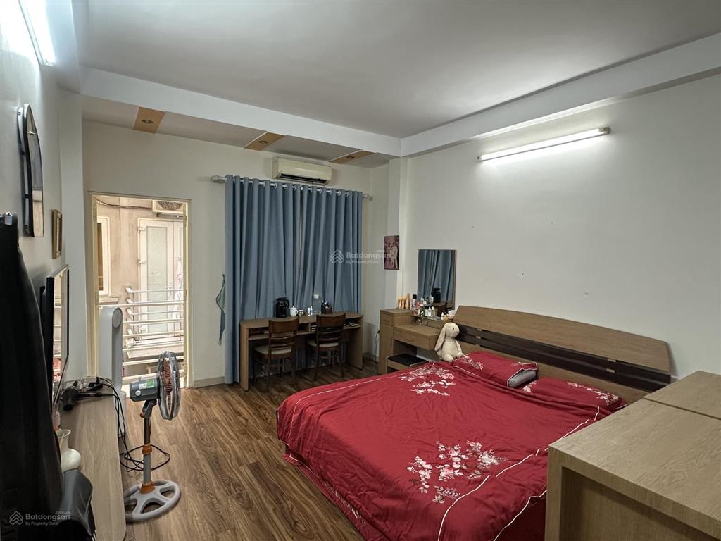 Bán nhà ngõ 33 phố vĩnh phúc, 5 tầng, 48m2, mặt tiền 4m, giá nhỉnh 12,9 tỷ có thương lượng