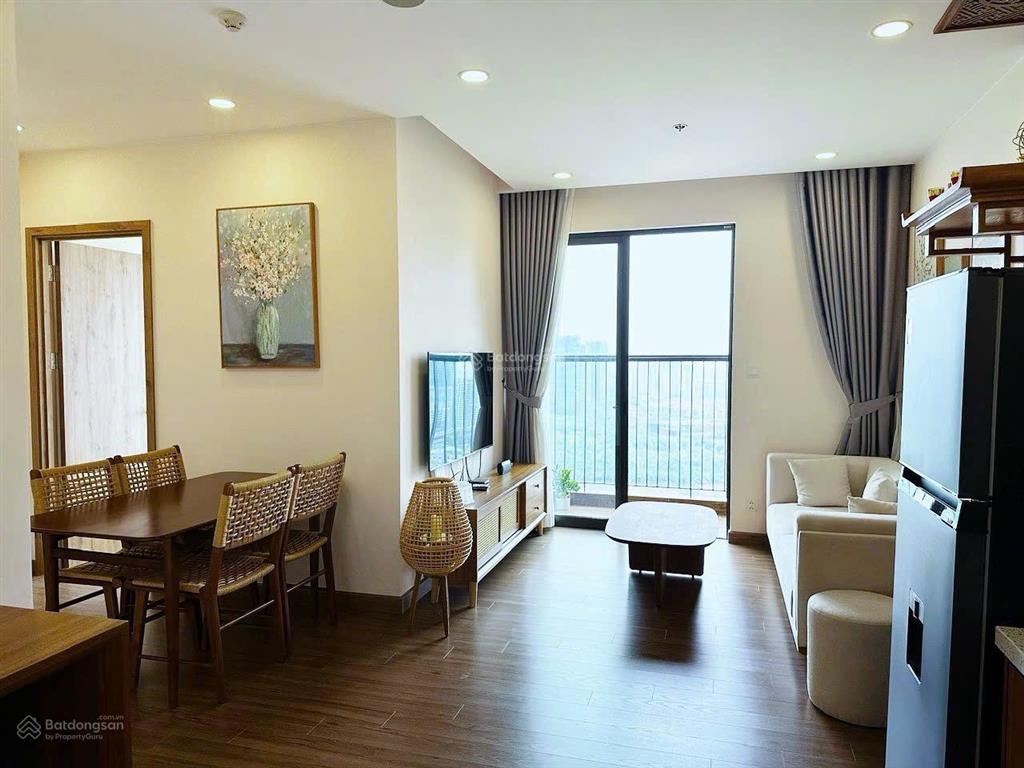 Mời thuê căn 2 ngủ 2 vs full nội thất siêu đẹp