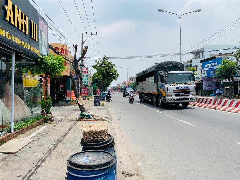 Chính chủ bán nhà mặt tiền đt743c kdc 550, bình hòa | ngang 7m diện tích 210m