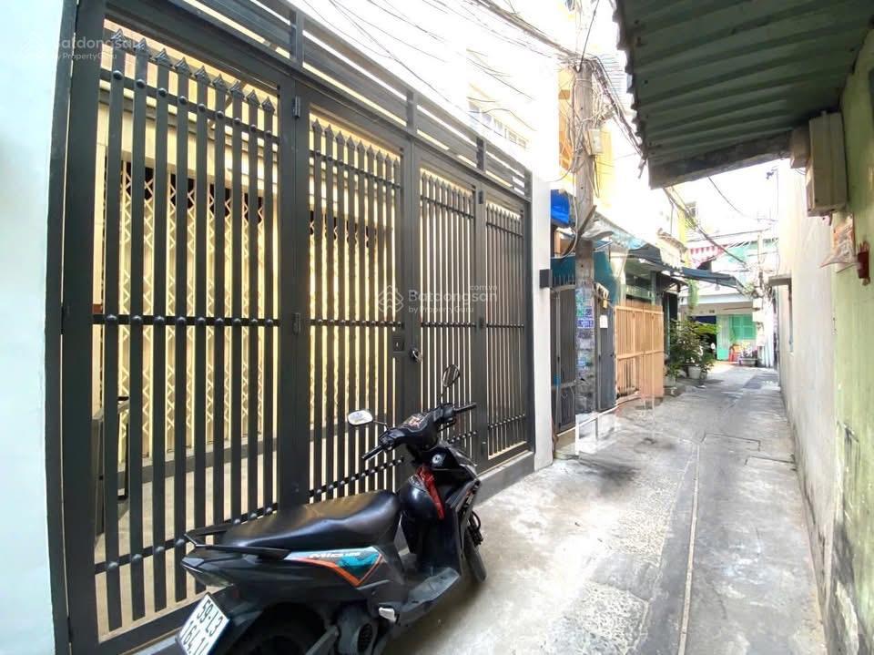 7,5 tỷ  90m2  phù hợp xây chdv hoặc nhà ở ngay khu cư xá bình thới (5x18m) cách mặt tiền chỉ 20m