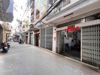 Chỉ 6.3 tỷ  ngay mặt đường 3/2 gần lê đại hành (4x10m, 3 tầng đúc)  có ban công, xe hơi tới nhà