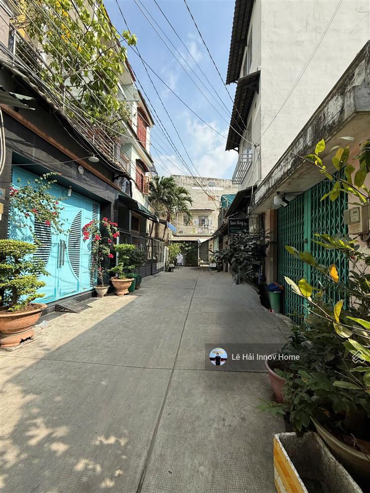 6.35 tỷ  (4,4x16m, 72m2)  xe hơi đậu trong nhà ngay chợ phú lâm giáp quận 11  chốt nhanh