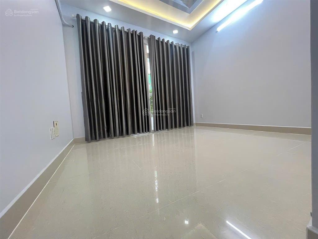 8,8tỷ gần đầm sem  đường nhựa 8m, nhà mới ở liền,có nội thất cao cấp