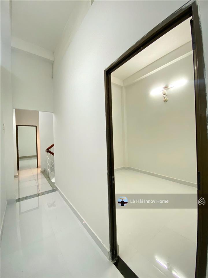 9,8 tỷ quận 11 không còn căn thứ 2 so sánh (4x16m, 4 tầng) đường 7m xe tải  nhà mới ở liền