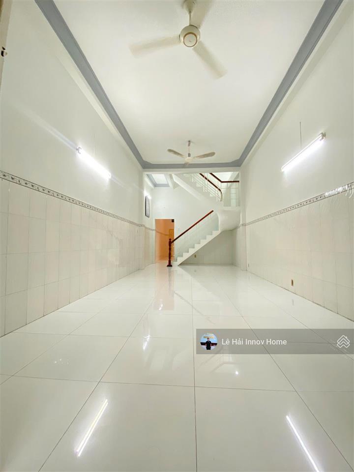 9,8 tỷ quận 11 không còn căn thứ 2 so sánh (4x16m, 4 tầng) đường 7m xe tải  nhà mới ở liền