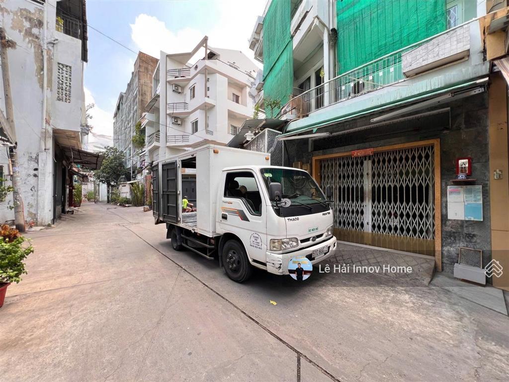 9,5 tỷ  nguyễn chí thanh (4x14m, 5 tầng)  đường 8m, xe tải quay đầu cách chợ rẫy 3phút  hiếm có