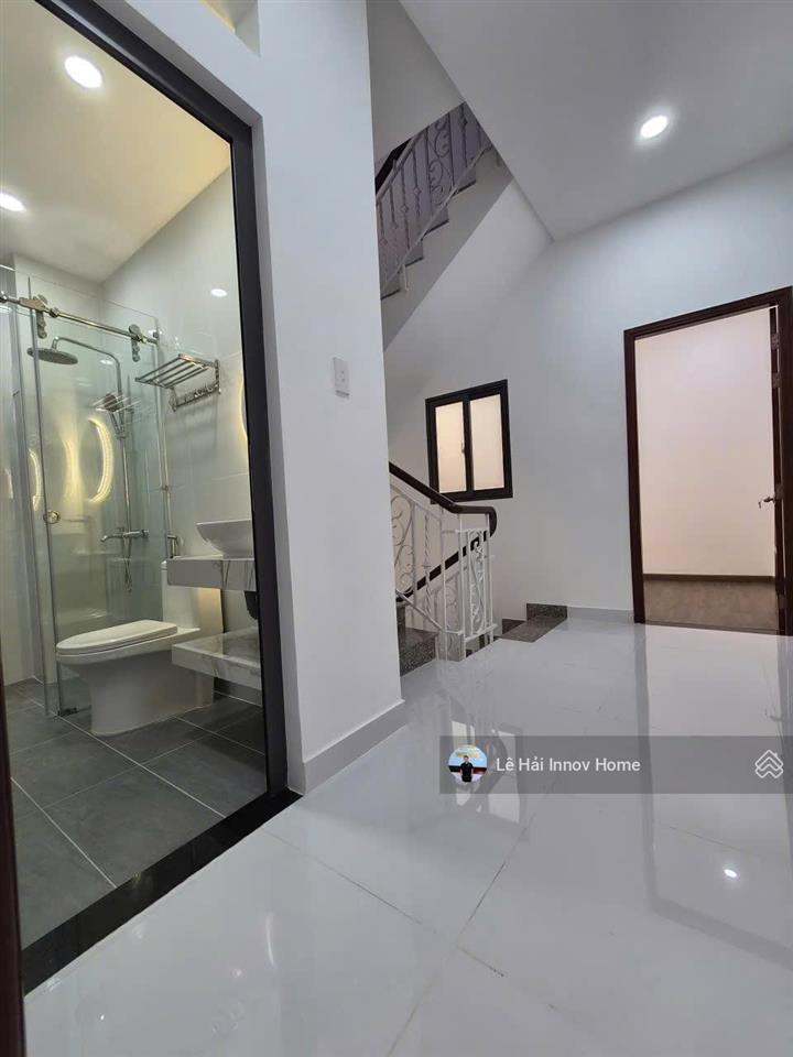 7.7 tỷ  đầm sen (4.5x12m, 50m2, 4 tầng)  đường nhựa 7m  nhà mới ở liền  tặng nội thất
