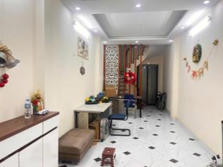 Chính chủ bán nhà riêng 35m2, 5 tầng sát đường 2.5