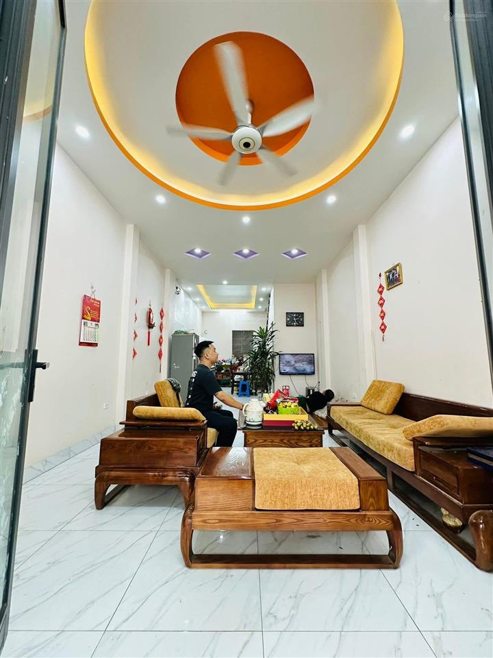 Bán nhà đẹp dân xây 56m2 ,4 tầng, ngõ 1022 quang trung, dường rộng, gần ô tô, ở ngay, hơn 9 tỷ