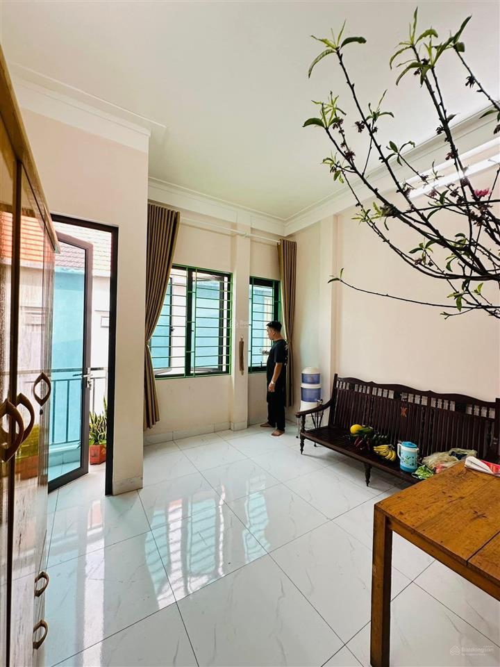 Bán nhà đẹp dân xây 56m2 ,4 tầng, ngõ 1022 quang trung, dường rộng, gần ô tô, ở ngay, hơn 9 tỷ