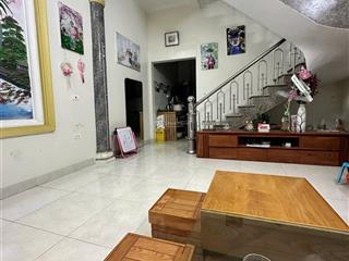 Bán nhà yên nghĩa ô tô 7 chỗ vào nhà ngõ thông, cách ô tô tránh 10m giá hơn 8 tỷ