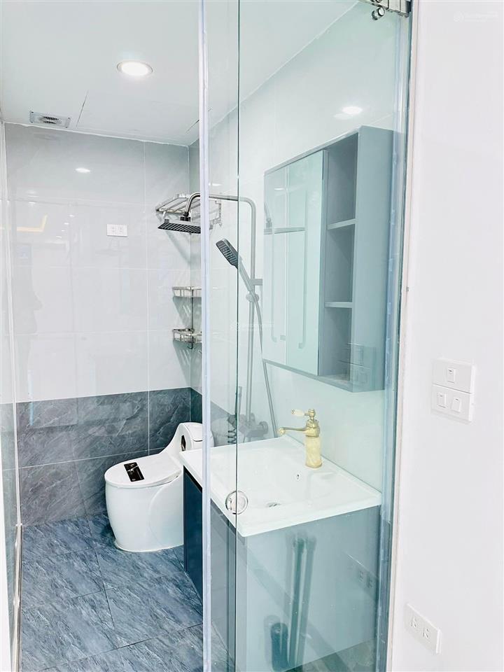 Hạ 2 tỷ! nhà đẹp trần phú  nguyễn văn lộc mỗ lao, thang máy, sát làng việt kiều châu âu