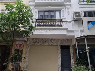 Hạ 2 tỷ! nhà đẹp trần phú  nguyễn văn lộc mỗ lao, thang máy, sát làng việt kiều châu âu