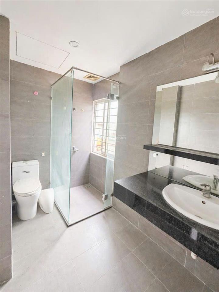 Bán nhà mặt phố giao nguyễn chí thanh  ngọc khánh, ba đình | 102m2 | mt 6.6m | chỉ hơn 50 tỷ