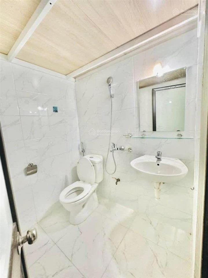 Hạ chào 7 tỷ! bán tòa nhà phùng khoang, trung văn 151m2, 7 tầng, dòng tiền hơn 2,4 tỷ/năm