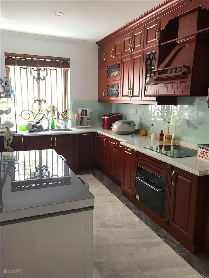 Chủ cần bán gấp biệt thự văn phú, hà đông. 201m, 4 tầng, mt 11m, hoàn thiện đẹp, nhỉnh 35 tỷ