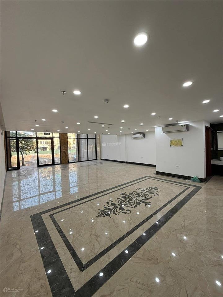 Mặt phố hoàng mai lô góc 180m, 2 mặt tiền, 9 tầng, mt 9m, dòng tiền 1.8 tỷ/năm, gần vành đai 2.5