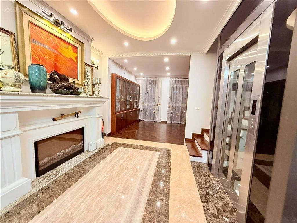 Bán gấp louis city đại mỗ 96m, 6 tầng, thang máy nhập khẩu, nội thất cao cấp, ô tô dừng đỗ