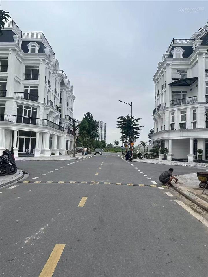 Louis city đại mỗ 105m, 5 tầng xây thô, ô tô tránh đỗ, 2 thoáng, ở sướng kinh doanh, nhỉnh 27 tỷ