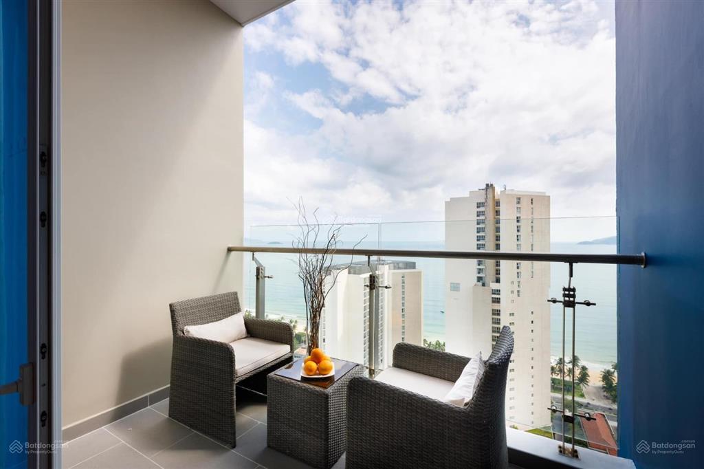 Bán căn ariyana smart condotel số 18 trần hưng đạo nha trang, căn studio view biển giá tốt 1,75 tỷ