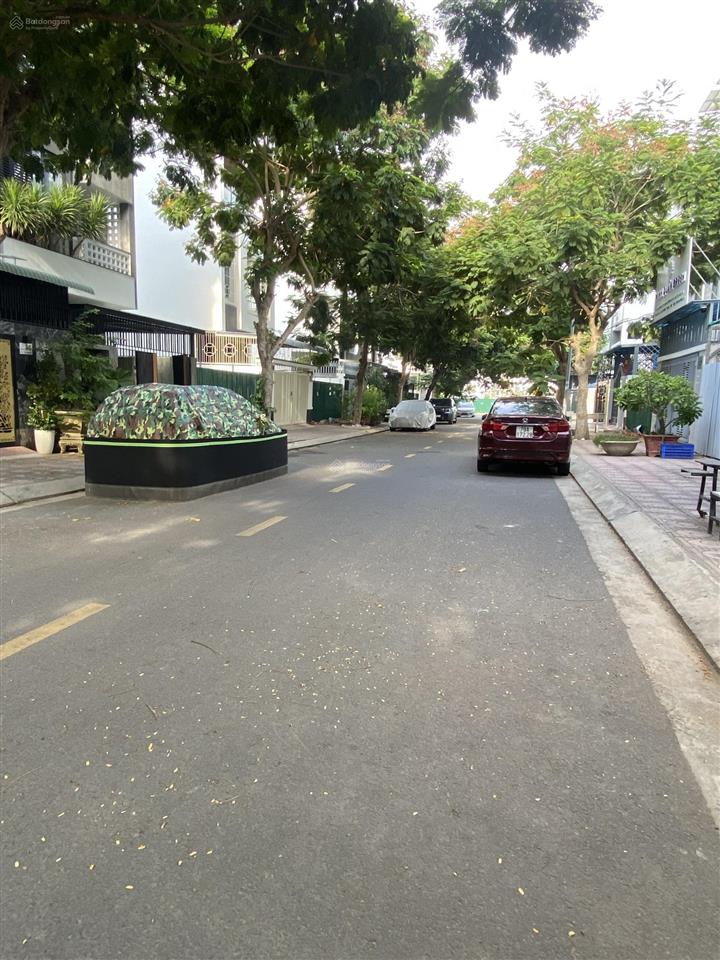 Bán nhà kđt hà quang 2, giá 10,7 tỉ