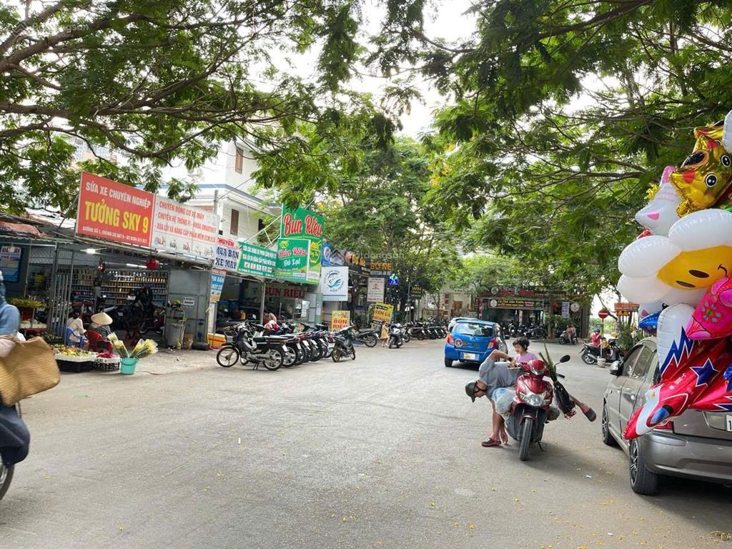 Cần cho thuê căn hộ 2pn 2wc chỉ 7.5 triệu, cc sky 9 vị trí đẹp, diện tích rộng