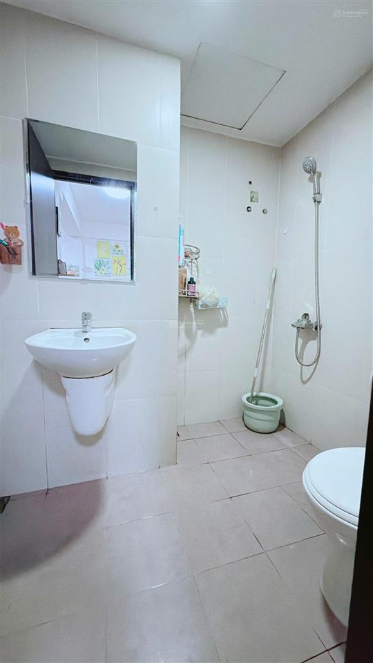 Cần cho thuê căn hộ 2pn 1wc, chỉ 7,5 triệu, cc sky 9 vị trí đẹp, diện tích rộng