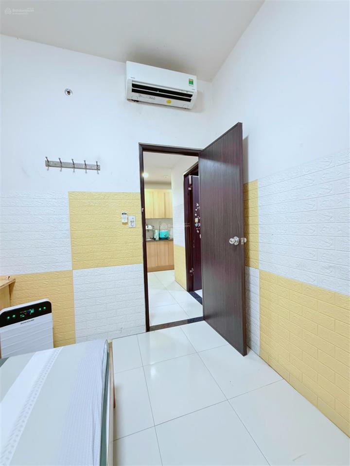 Cần cho thuê căn hộ 2pn 1wc, chỉ 7,5 triệu, cc sky 9 vị trí đẹp, diện tích rộng