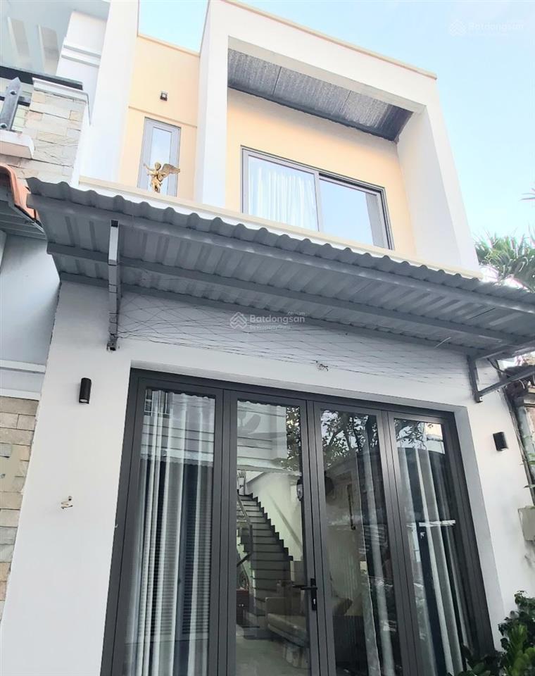 Bán nhà hẻm 4m đường gò dầu, tân phú, dt 4,2x12m, 2 tầng 2pn, giá 5,2 tỷ