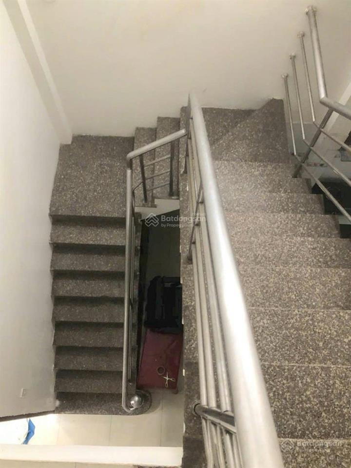 Bán nhà hẻm 6m đường hòa bình,tân phú, dt4x15m,2tầng, 2pn,giá 7,3tỷ.