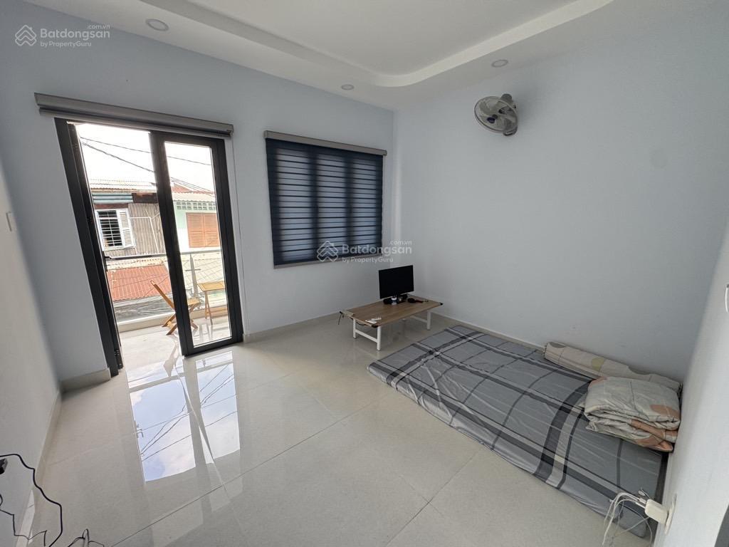 Bán nhà hẻm xe hơi đường bành văn trân,tân bình, dt4,2 x 10m,2 tầng,2pn.