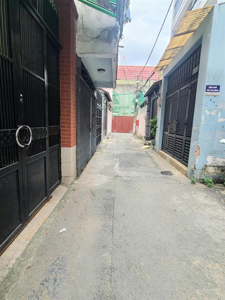 Bán nhà hẻm 4m đường bành văn trân,tân bình,dt30m2,5tầng, 3pn,giá 5,3tỷ.