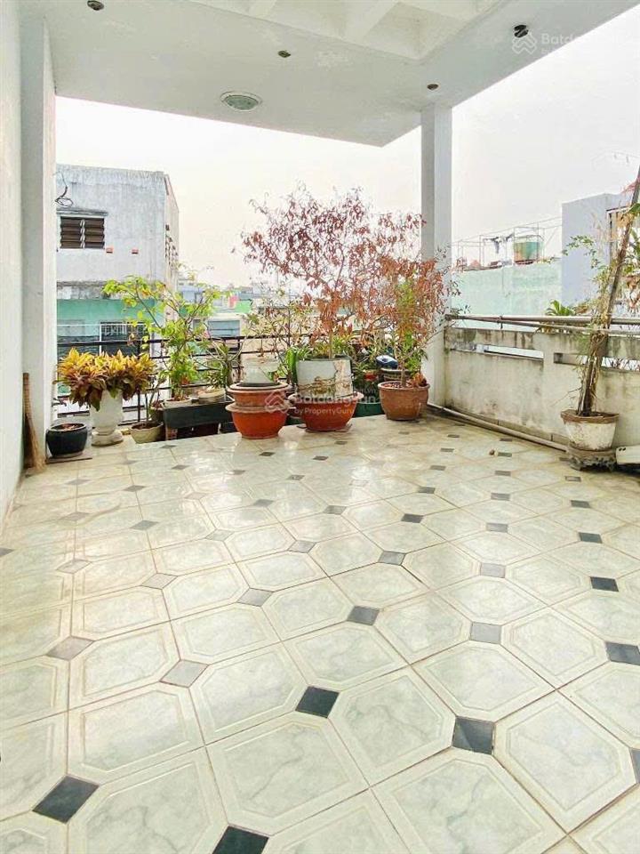 Bán nhà hẻm 6m đường lạc long quân, tân bình, dt 4,8x14m, 4tầng, 4pn, 4wc