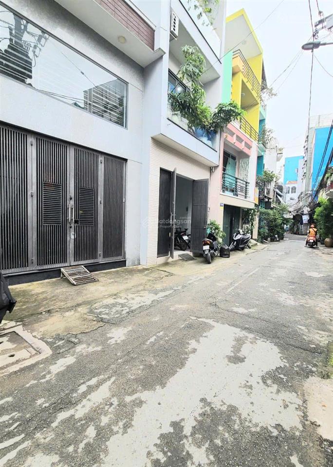 Bán nhà hẻm 6m đường lạc long quân, tân bình, dt 4,8x14m, 4tầng, 4pn, 4wc