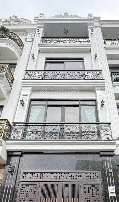 Bán nhà đẹp đường lý thường kiệt,tân bình,dt4,5x12m,3 tầng, 4pn.4wc.