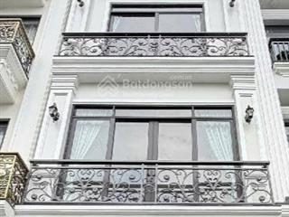 Bán nhà đẹp đường lý thường kiệt,tân bình,dt4,5x12m,3 tầng, 4pn.4wc.