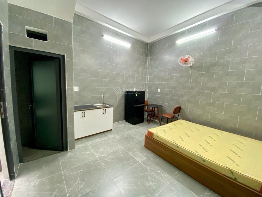 Bán nhà đẹp đường lý thường kiệt,tân bình,dt4,5x12m,3 tầng, 4pn.4wc.