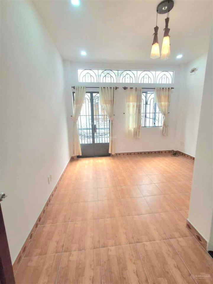 Bán nhà hẻm 5m đường cống lở, tân bình, dt 4x13m, 2 tầng, 2pn, giá 5,2 tỷ