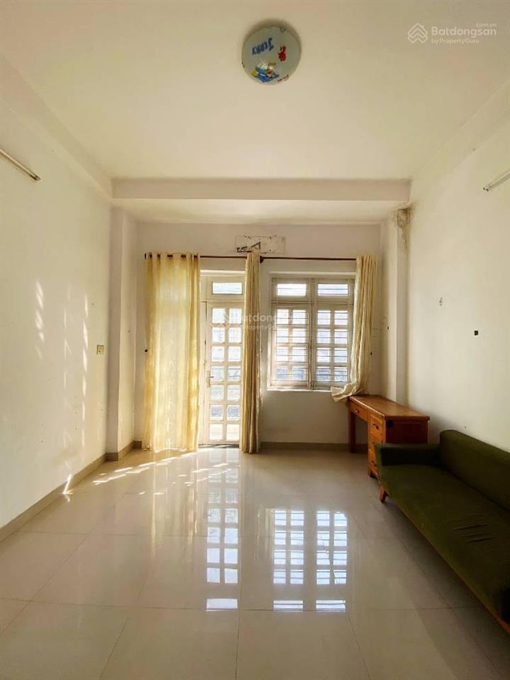 Bán nhà hẻm 4m đường âu cơ, tân phú, dt 4x11m, 3 tầng, 3 pn, 3 wc, giá 6,4 tỷ.