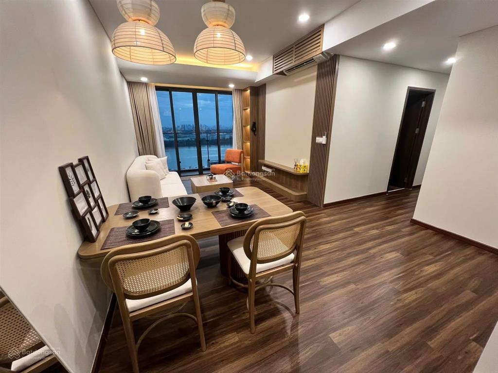 Cần cho thuê căn hộ 3pn ov full nội thất đẹp, view sông, tầng cao, giá tốt 32tr   0908 684 ***4743