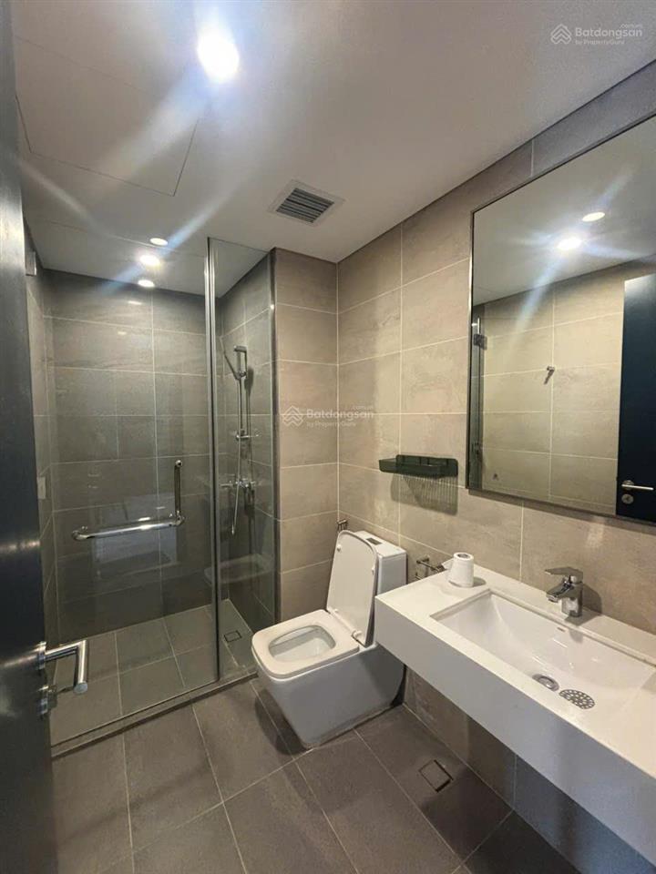 Căn 2pn full nội thất xịn tại one verandah, nhà đang trống sẵn  giá thuê 23tr 0908 684 ***