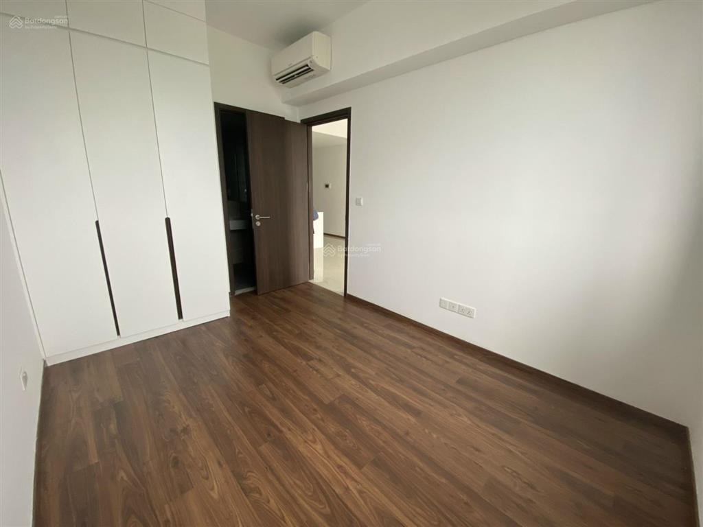 Chủ nhà cần bán nhanh căn 1pn giá tốt 6 tỷ  đang sẵn hđt  view sông đông nam