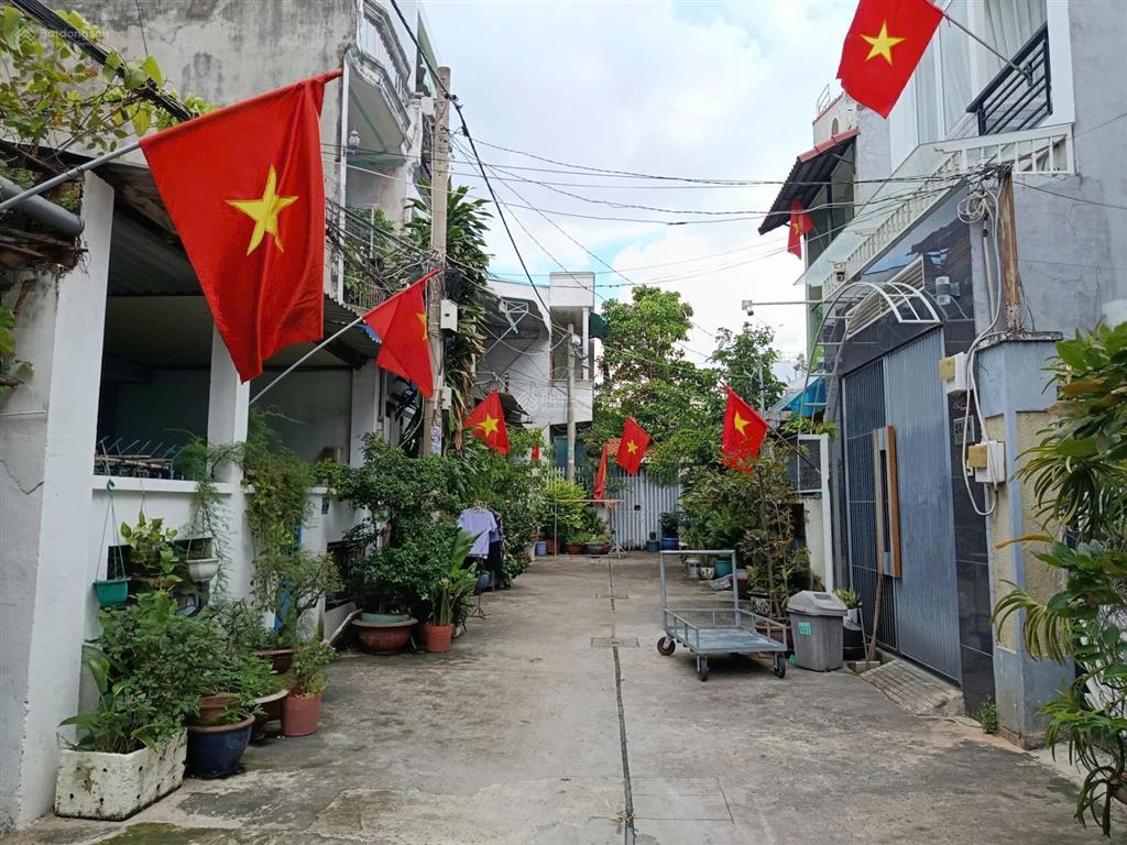 Nhà hxh, khu bàn cờ, metro phước long, ngay cầu rạch chiếc, kế dự án thể thao rạch chiếc