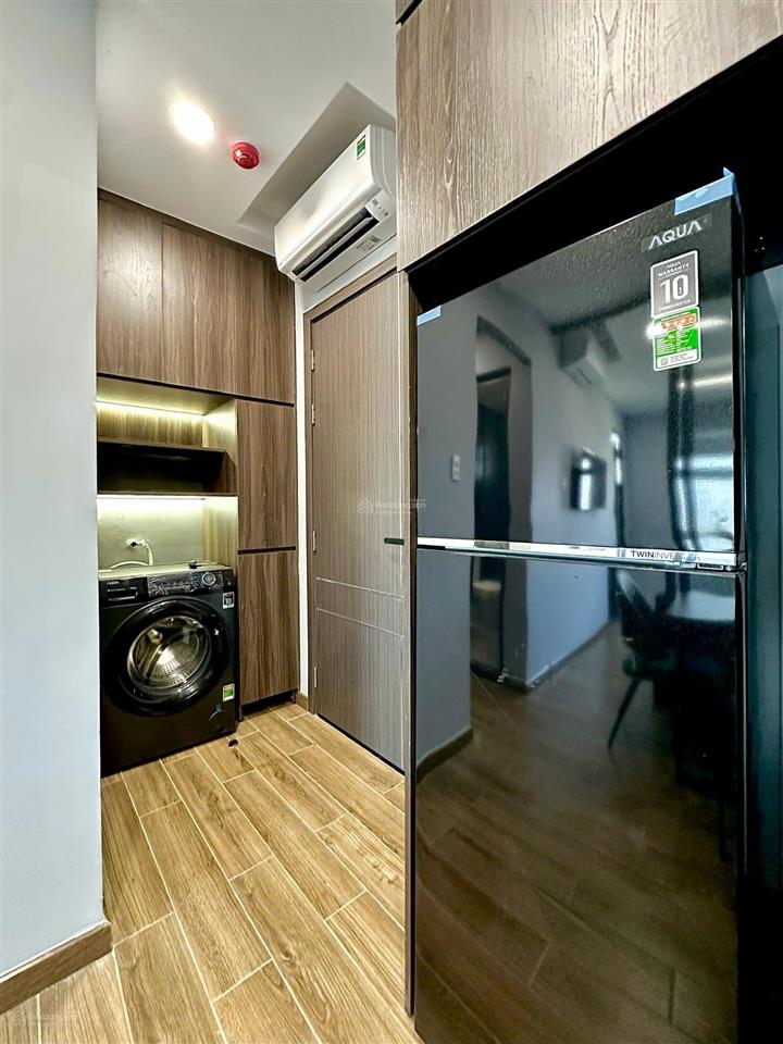 Cho thuê căn hộ 1pn, tách bếp giáp quận 10  full nội thất siêu đẹp  máy giặt riêng  thang máy,