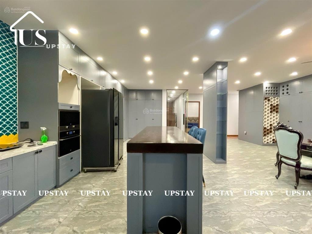 Cho thuê căn hộ 3pn 3wc lê văn sỹ, quận 3  full nội thất, có thang máy + ban công thoáng