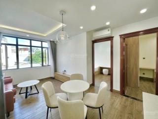 Căn hộ 2pn giáp quận 1  cực rộng  thang máy + cửa sổ thoáng  ngay chợ bà chiểu