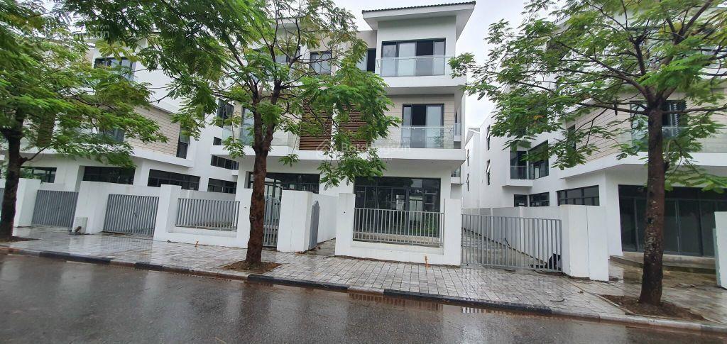 Chính chủ cần bán bt an vượng nam cường 180m2 giá 36 tỷ cạnh công viên thiên văn học,  0932 458 ***