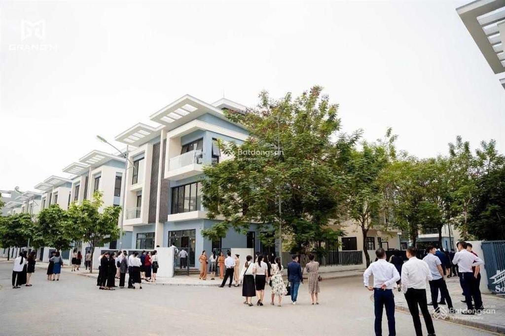 Chính chủ bán bt an phú shop villa dt 205m2 đường 40m căn góc lqđ kd tốt giá 68 tỷ  0932 458 ***
